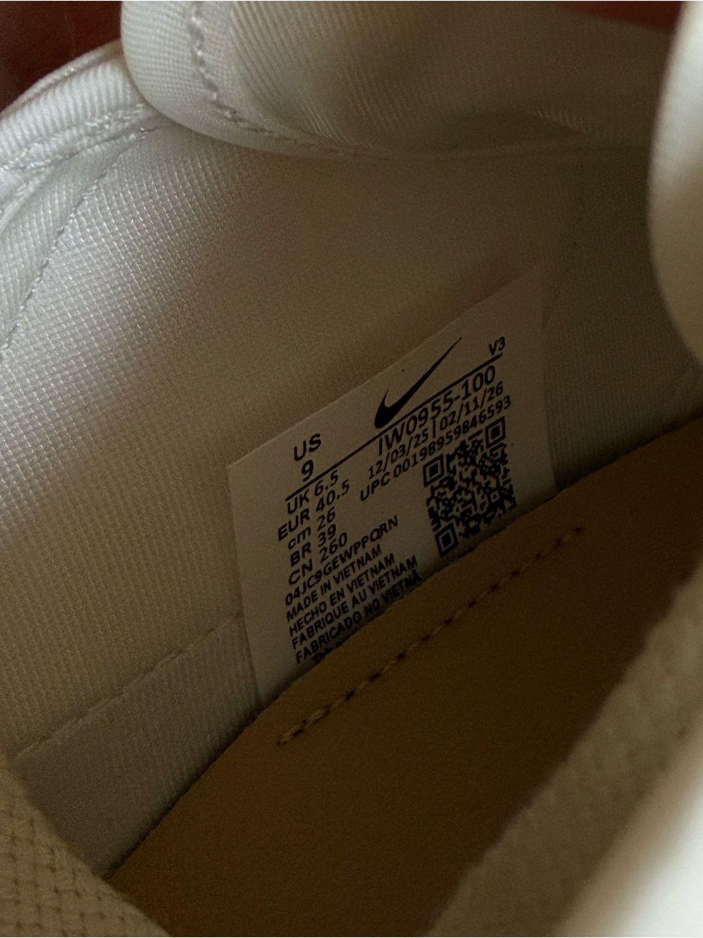 Nike Women's Moon Shoe OG Sneakers - Picture 7 of 7